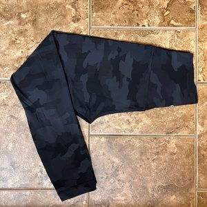LULULEMON CAMO ALIGN LEGGINGS SIZE 6